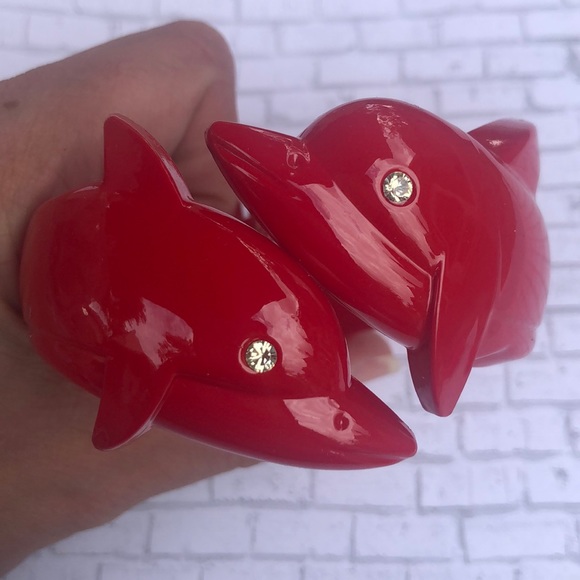 Dolphins red ocean hinged bracelet glossy beach - Picture 2 of 7